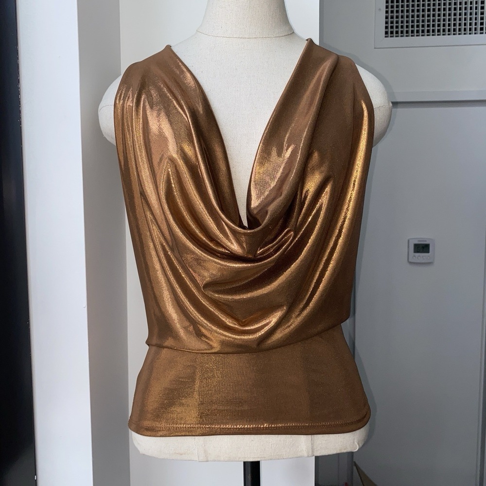 Windsor NWT Gold Metallic  Cowl Halter Top  Nightclub Open Back Top Medium 1410